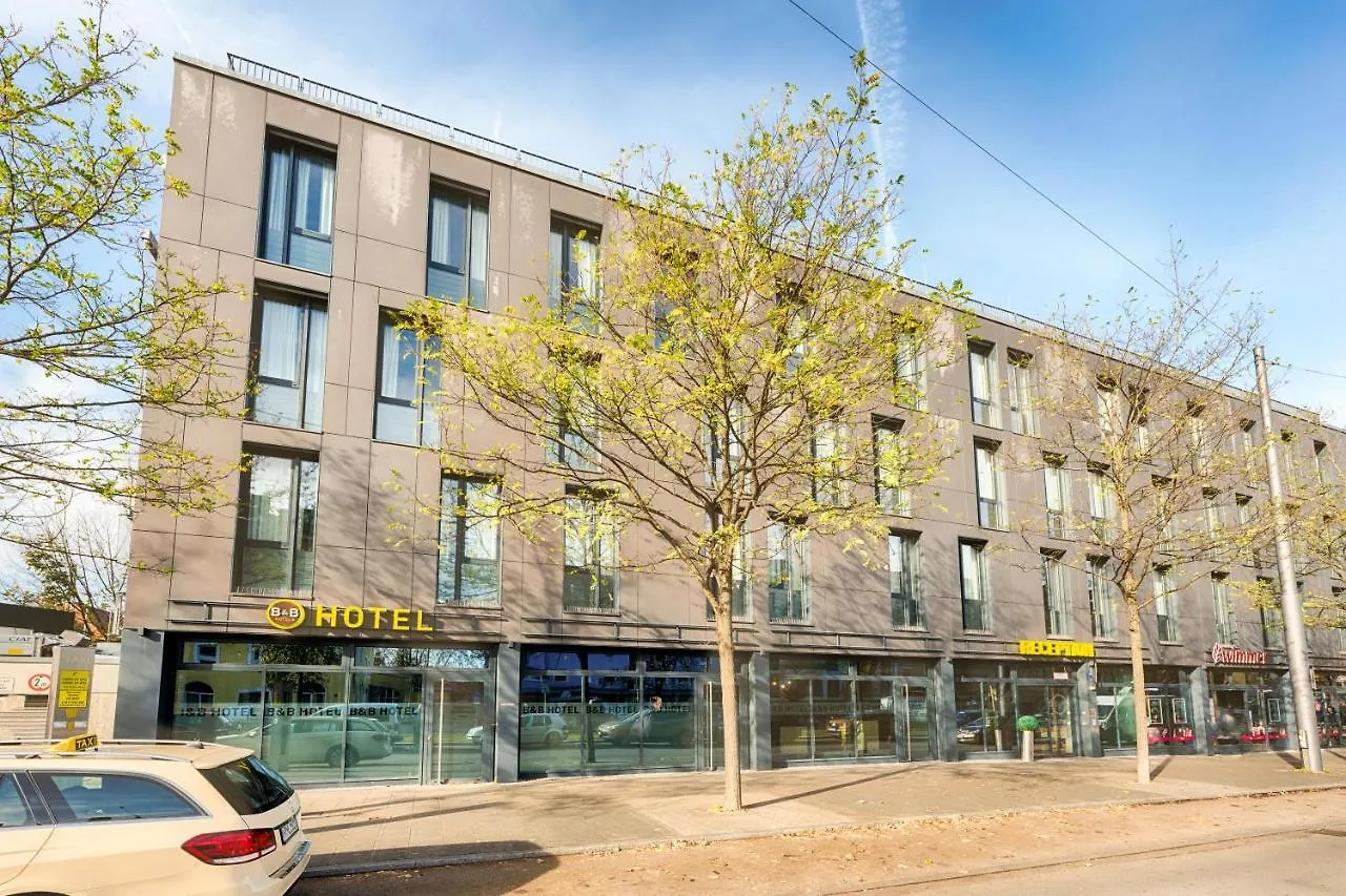 B&B Hotel Muenchen-Moosach