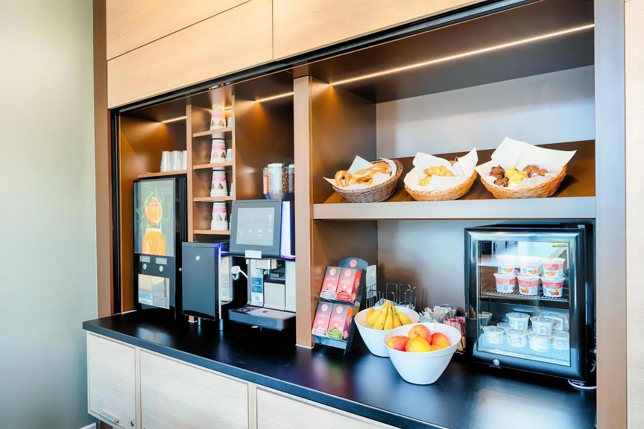 B&B Hotel Muenchen-Moosach 3*, Munich