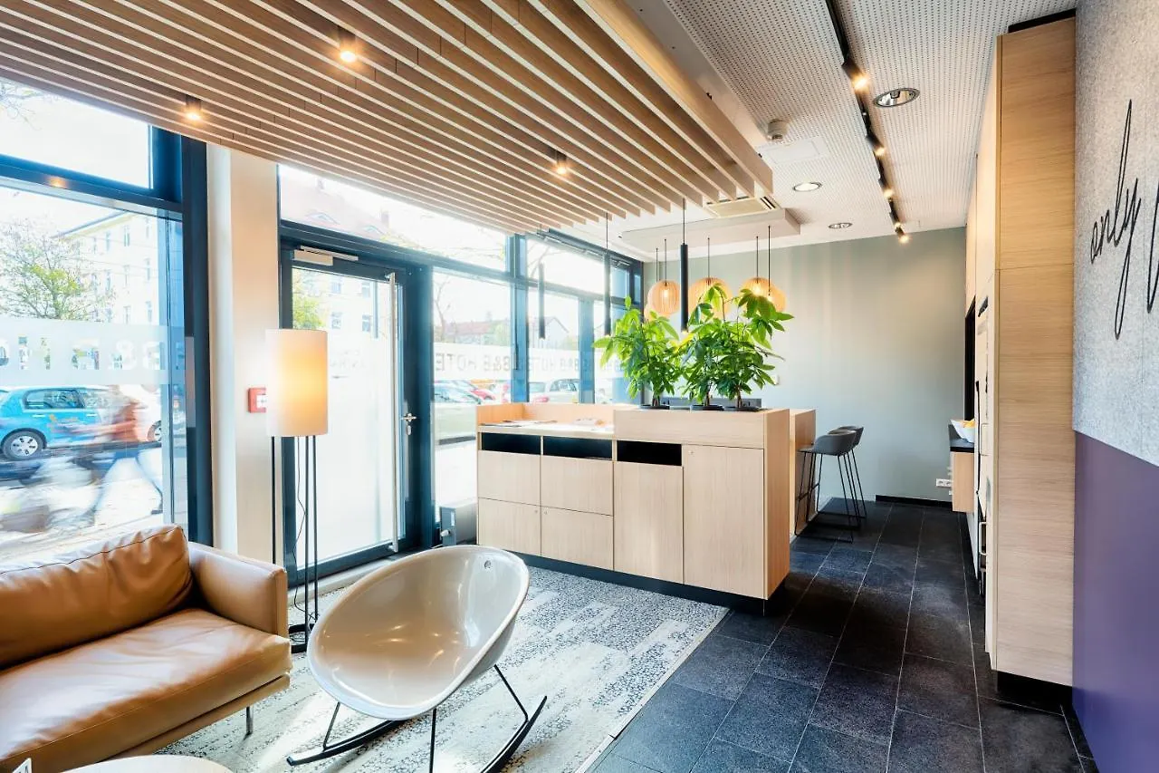 ***  B&B Hotel Muenchen-Moosach Germany