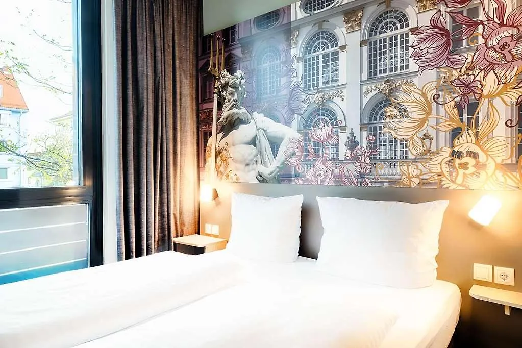 B&B Hotel Muenchen-Moosach