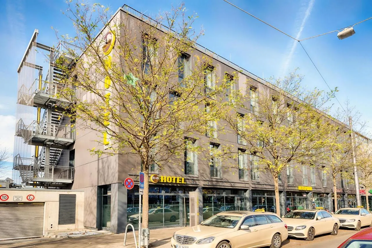 B&B Hotel Muenchen-Moosach